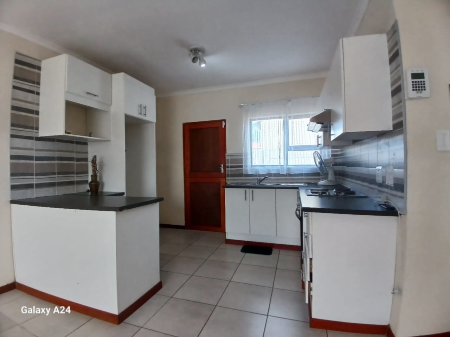 2 Bedroom Property for Sale in Graceland Eastern Cape